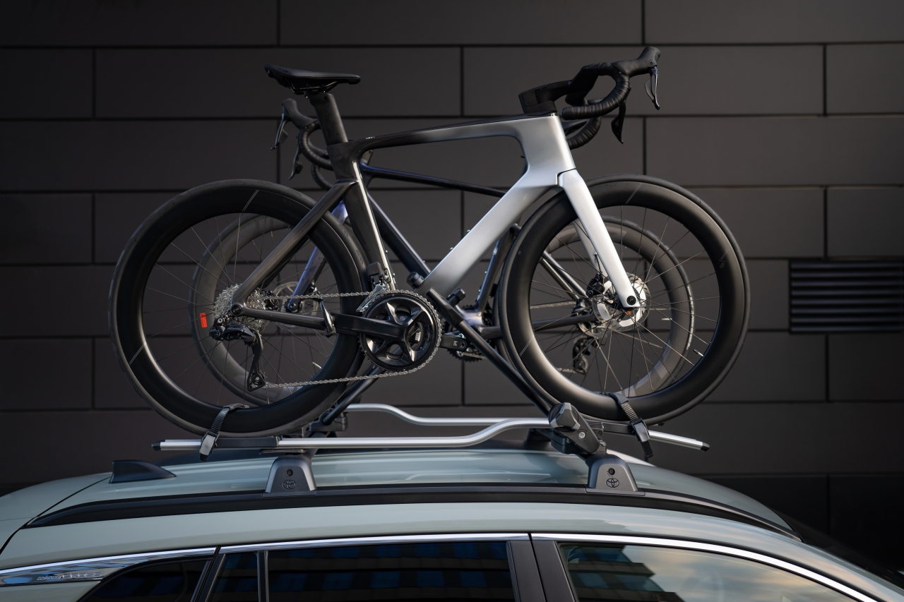 Corolla TS Kombi i Corolla Cross w limitowanej wersji specjalnej Tour de Pologne