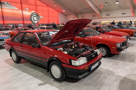 Kultowe Toyoty z filmów i seriali na specjalnej wystawie w muzeum Toyota Collection