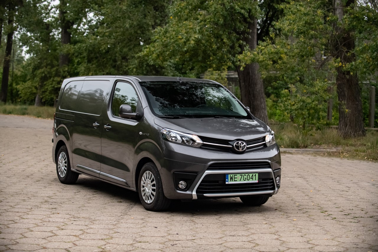 Ponad 10 tys. zarejestrowanych samochodów. Toyota Professional powiększa przewagę na rynku LCV