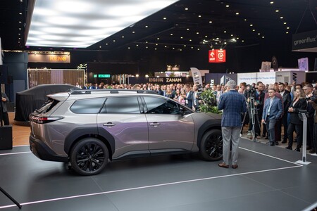 Toyota zaprezentowała cztery elektryczne nowości na Kongresie Nowej Mobilności w Katowicach