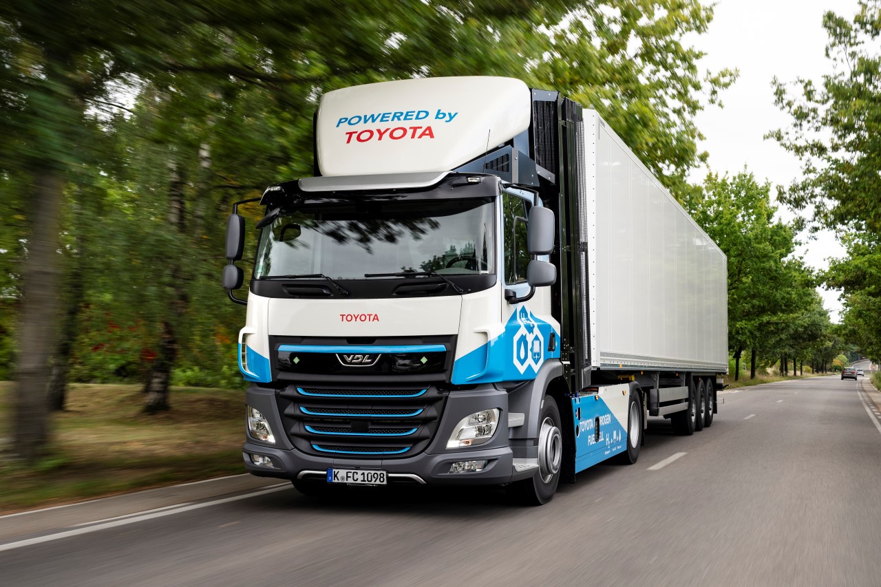 Wodorowe ciężarówki w europejskiej logistyce Toyoty pokonały 80 tysięcy kilometrów