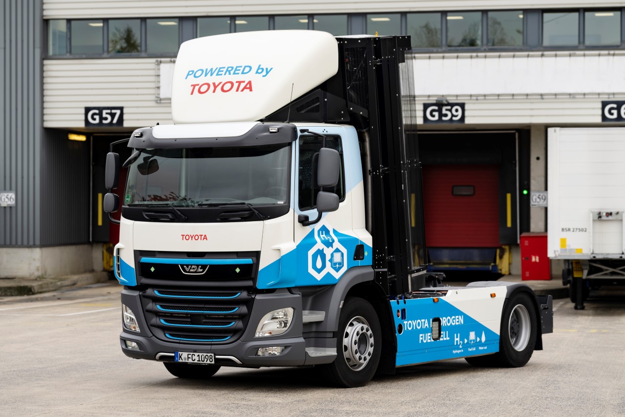 Wodorowe ciężarówki w europejskiej logistyce Toyoty pokonały 80 tysięcy kilometrów