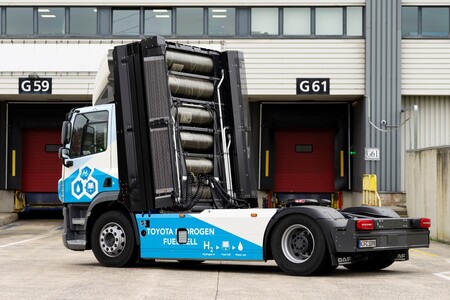 Wodorowe ciężarówki w europejskiej logistyce Toyoty pokonały 80 tysięcy kilometrów