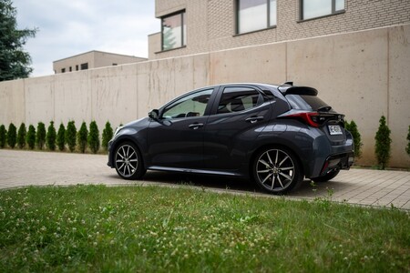 Sześć modeli we wrześniowym Top10. Toyota liderem polskiego rynku motoryzacyjnego po trzech kwartałach 2025 roku