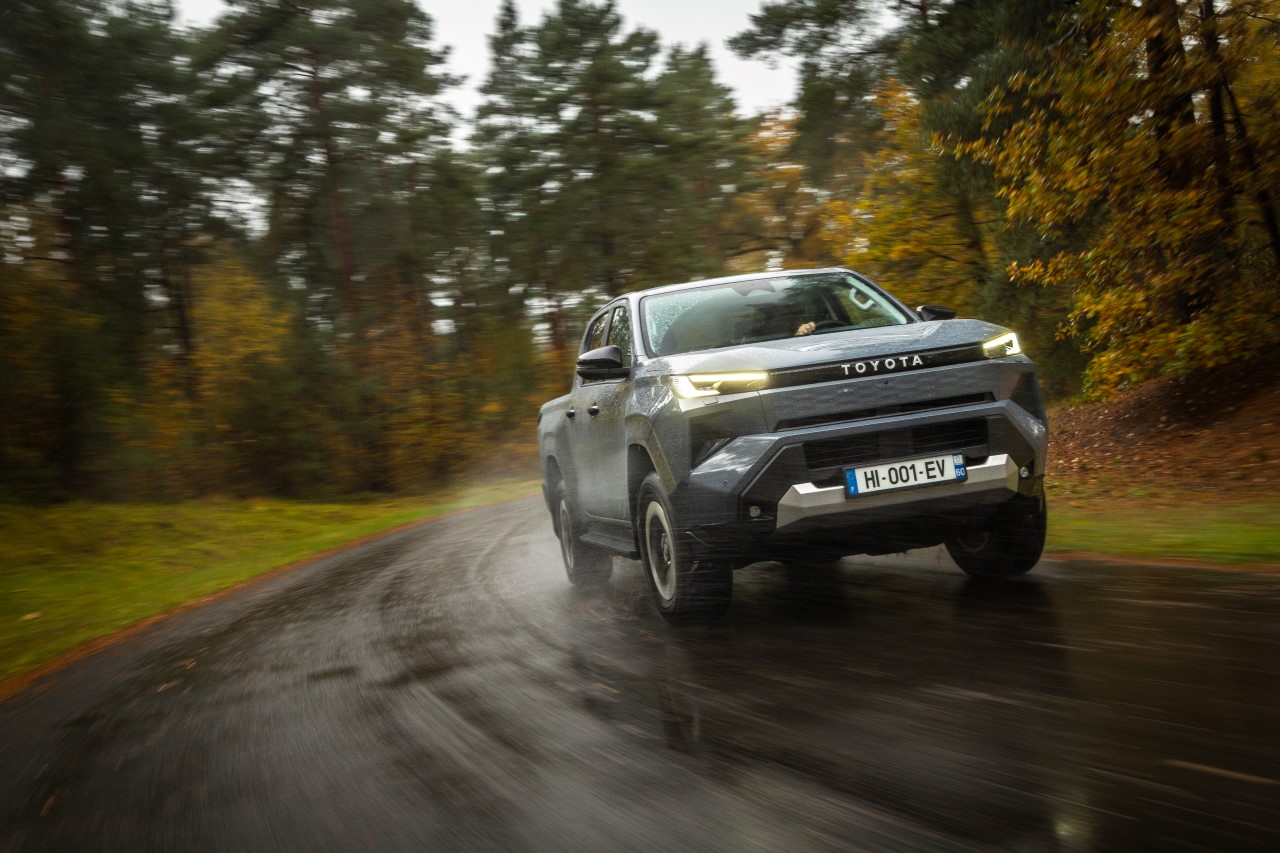 Premiera nowej Toyoty Hilux. Po raz pierwszy także w wersji w pełni elektrycznej