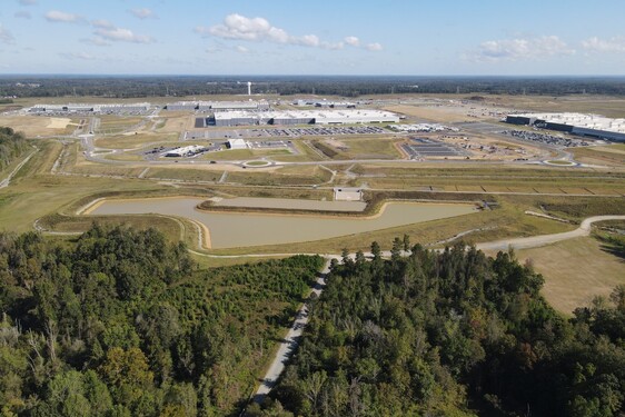 Toyota rozpoczyna produkcję akumulatorów w USA i zapowiada kolejne inwestycje. Do 10 miliardów dolarów w pięć lat