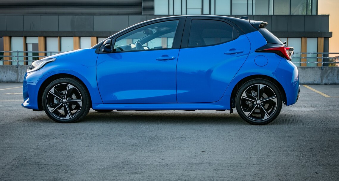 Preferencyjny leasing dla pracowników firm z Toyotami we flocie. Hybrydowa Toyota Yaris od 844 zł brutto miesięcznie