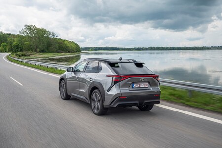 IIHS potwierdza najwyższy poziom bezpieczeństwa samochodów Toyoty. Pięć wyróżnionych modeli