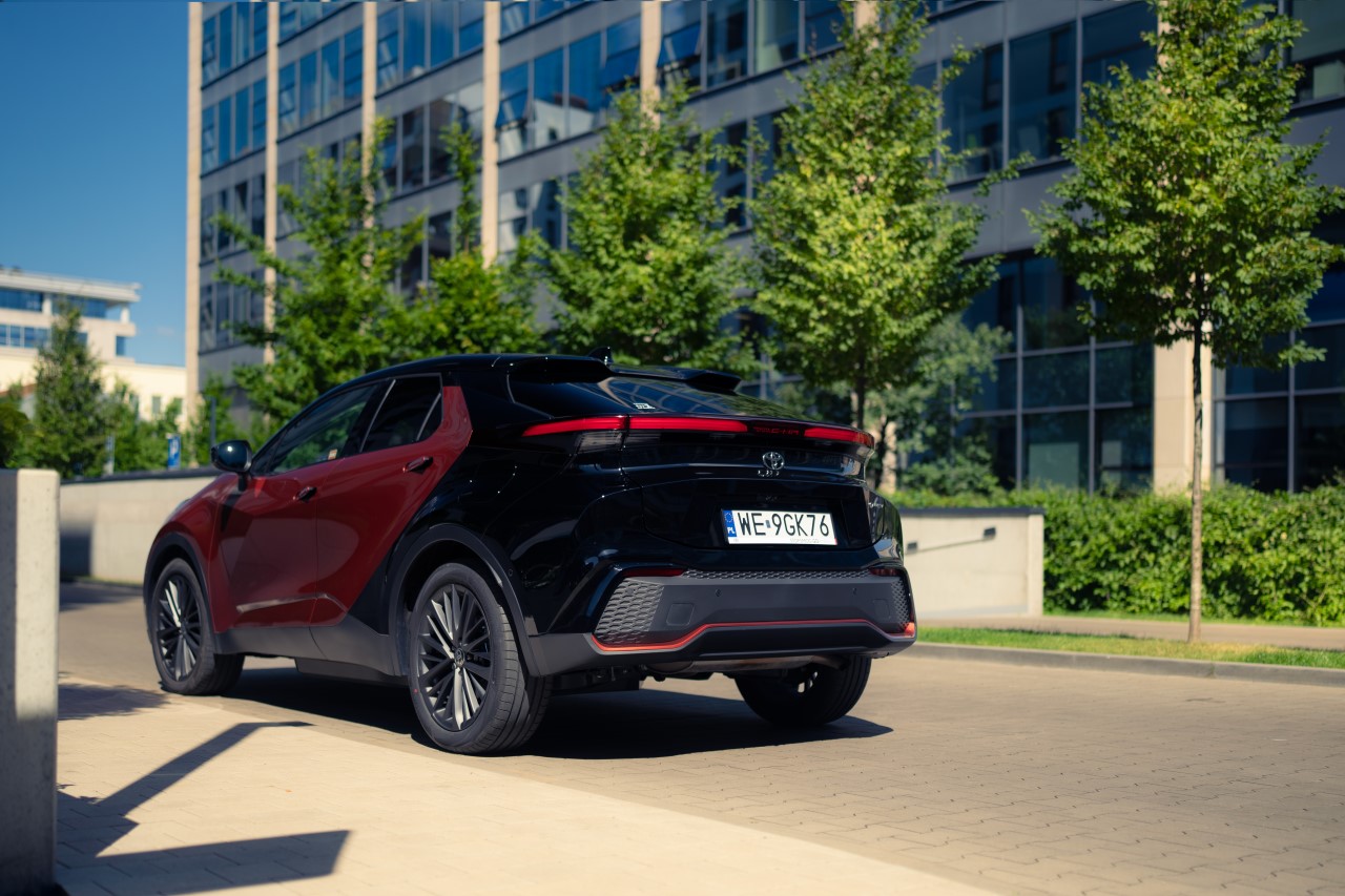 Toyota najczęściej wybieraną marką motoryzacyjną w Polsce. Corolla z ponad 21 tys. rejestracji