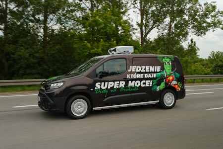 150 Toyot PROACE CITY z zabudową izotermiczną we flocie cateringu Diety od Brokuła