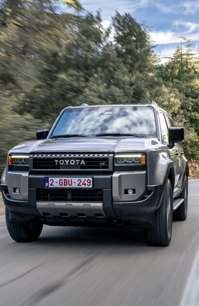 Toyota Land Cruiser Mild-hybrid 48V już w Polsce. Zelektryfikowany napęd i bogate wyposażenie w specjalnej cenie
