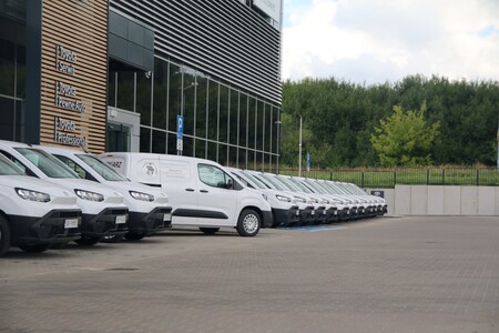 19 Toyot PROACE CITY pomoże w pracy kominiarzom ze Śląska