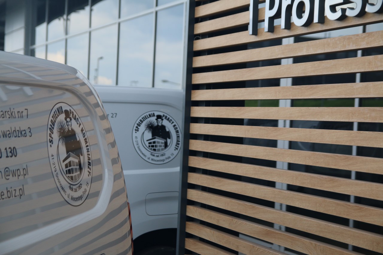 19 Toyot PROACE CITY pomoże w pracy kominiarzom ze Śląska