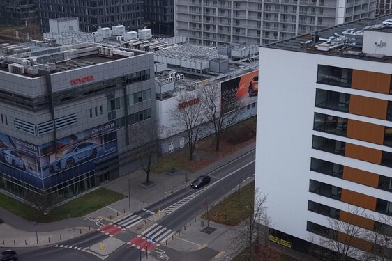 35 lat Toyoty w Polsce. Solidne fundamenty i złota dekada lidera rynku