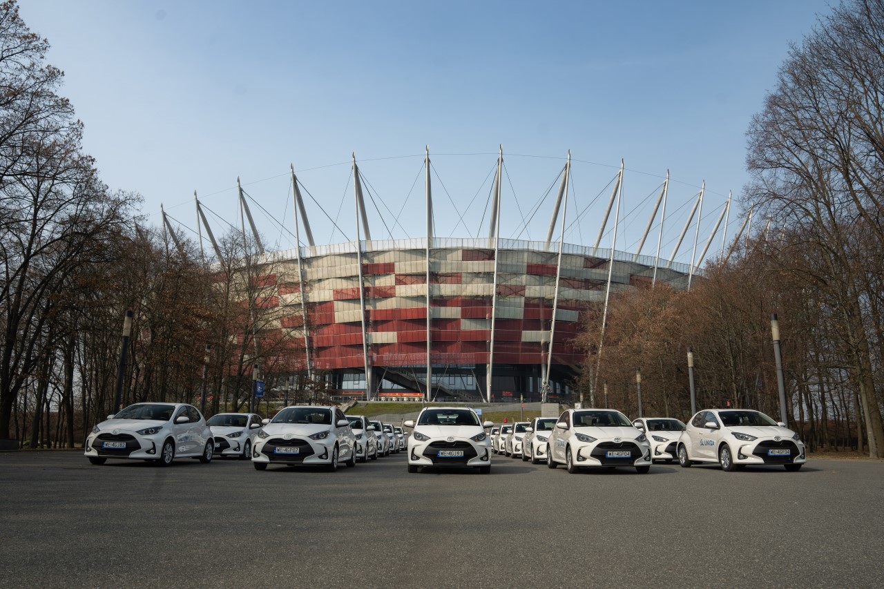 35 lat Toyoty w Polsce. Solidne fundamenty i złota dekada lidera rynku