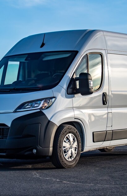 Toyota PROACE MAX z rocznika 2025 już od 97 900 zł netto. Rabaty nawet do 50 000 zł netto