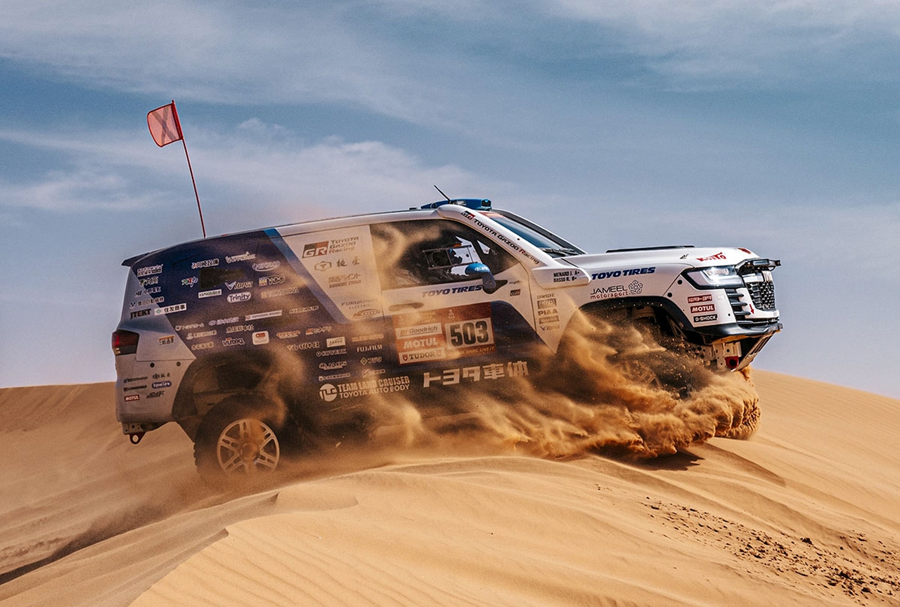Trzy fabryczne zespoły Toyoty na mecie Rajdu Dakar 2026