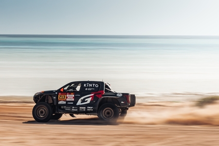 Trzy fabryczne zespoły Toyoty na mecie Rajdu Dakar 2026