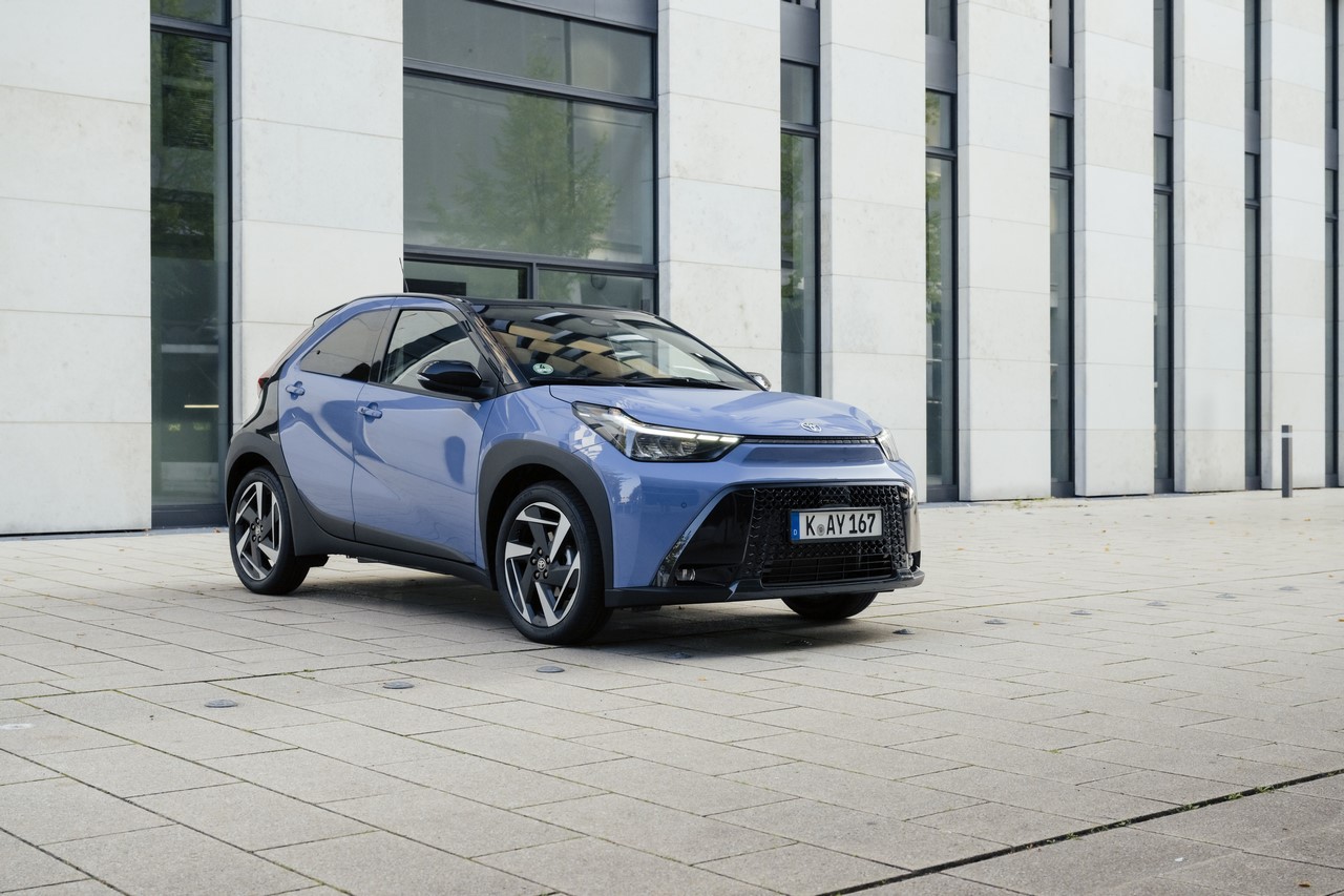 Toyota rozpoczyna 2026 rok na pozycji lidera rynku motoryzacyjnego w Polsce. Sześć modeli w Top10