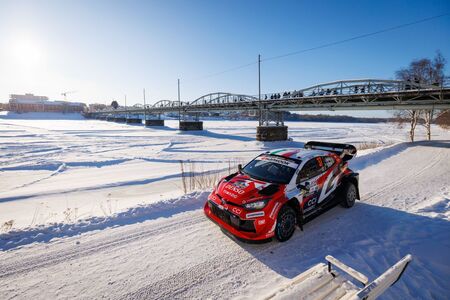 Toyota deklasuje rywali w Rajdzie Szwecji 2026 – Elfyn Evans wygrywa, 1-2-3-4 dla zespołu TGR-WRT