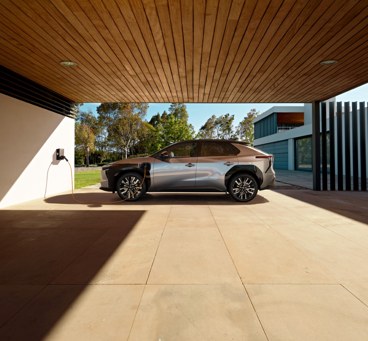 Korzystny „Leasing Zima z Elektrykiem” dla nowej Toyoty bZ4X oraz samochodów z gamy Toyota Professional