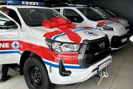 Osiem samochodów Toyoty rozpoczęło służbę w WOPR Województwa Kujawsko-Pomorskiego