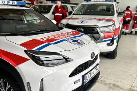 Osiem samochodów Toyoty rozpoczęło służbę w WOPR Województwa Kujawsko-Pomorskiego