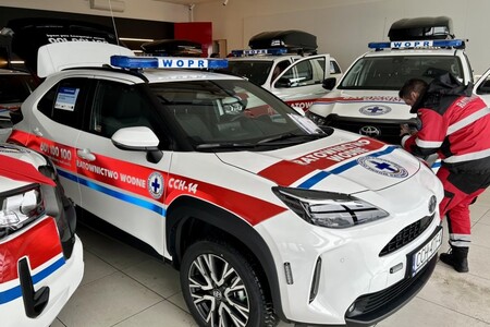 Osiem samochodów Toyoty rozpoczęło służbę w WOPR Województwa Kujawsko-Pomorskiego