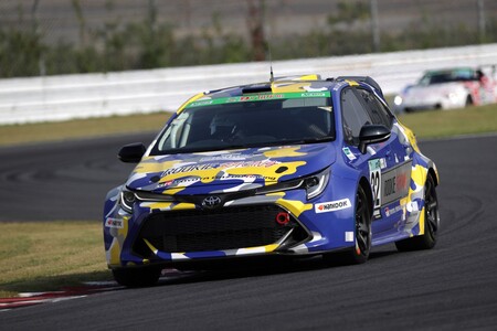 Toyota zwiększa efektywność napędu wodorowego. Intensywne prace nad technologią nadprzewodnictwa i udane testy wyścigowej GR Corolli