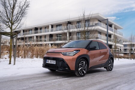 Toyota powiększa przewagę na polskim rynku. Lider wśród klientów indywidualnych i flot