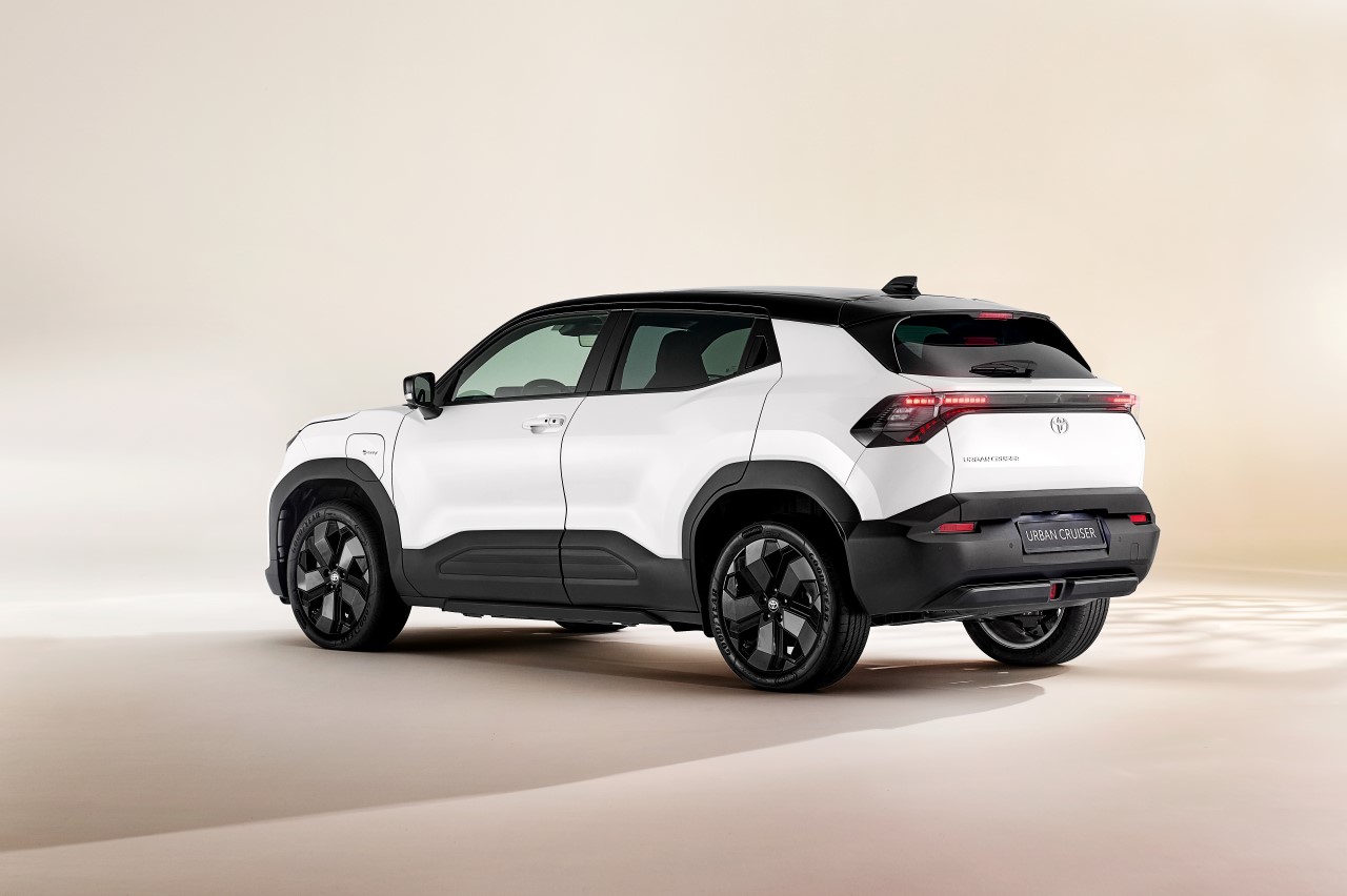 Ruszyła przedsprzedaż Toyoty Urban Cruiser. Elektryczny miejski crossover już od 155 900 zł