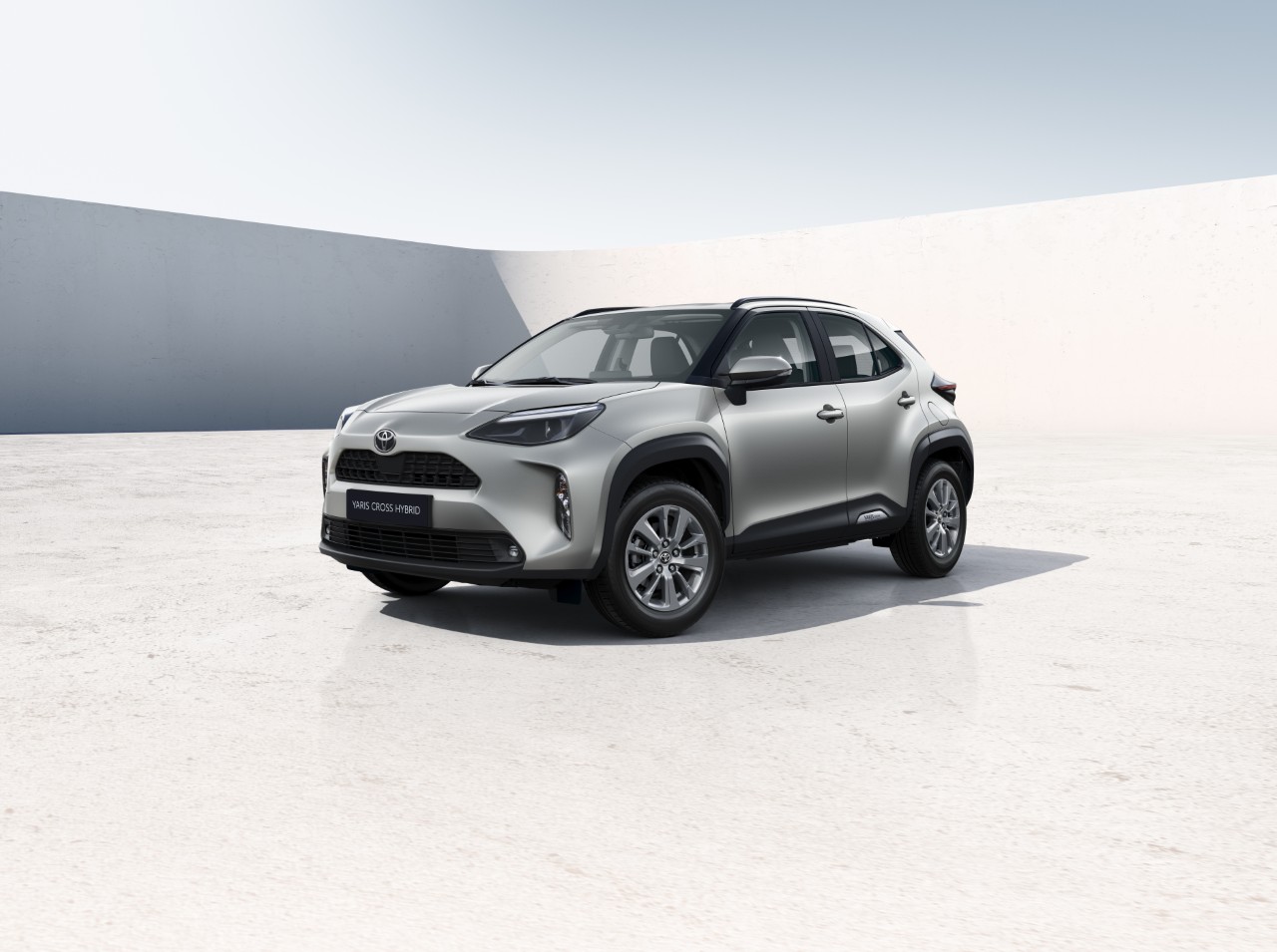 Toyota poszerza gamę Yarisa Cross z napędem AWD-i. To najbardziej przystępny model 4x4 marki