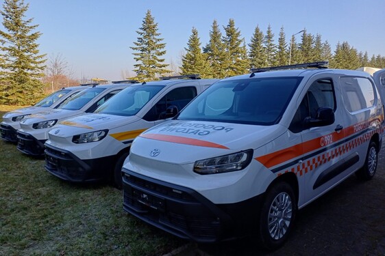 18 Toyot PROACE CITY Long z zabudową serwisową dla Polskiej Spółki Gazownictwa