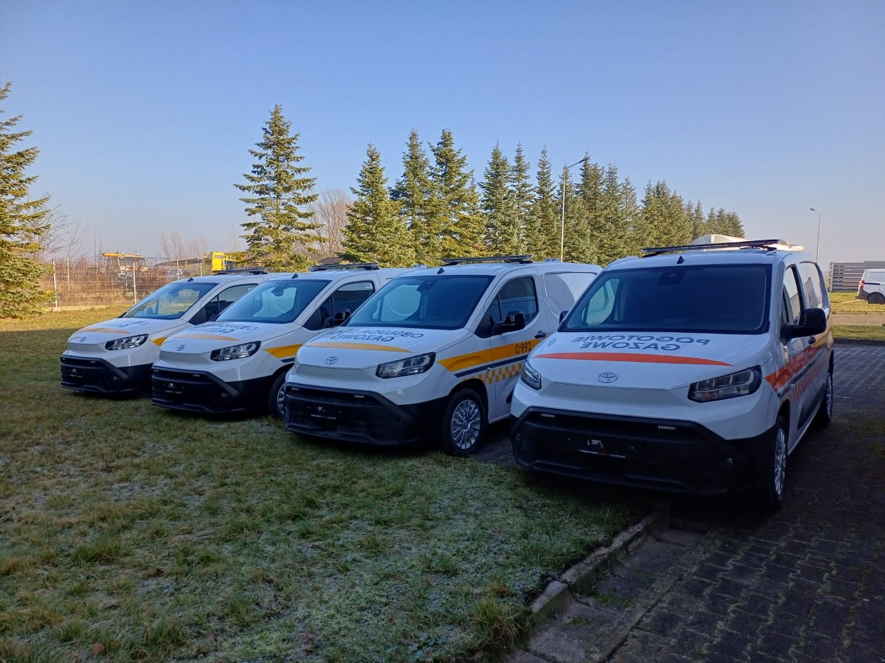 18 Toyot PROACE CITY Long z zabudową serwisową dla Polskiej Spółki Gazownictwa