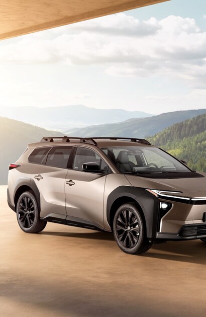 Nowa Toyota bZ4X Touring w przedsprzedaży od 214 900 zł. Rodzinny elektryczny SUV z dużą baterią i pojemnym bagażnikiem