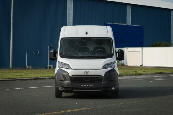 Toyota przenosi do Gliwic produkcję modelu PROACE MAX w najpopularniejszych na polskim rynku wersjach