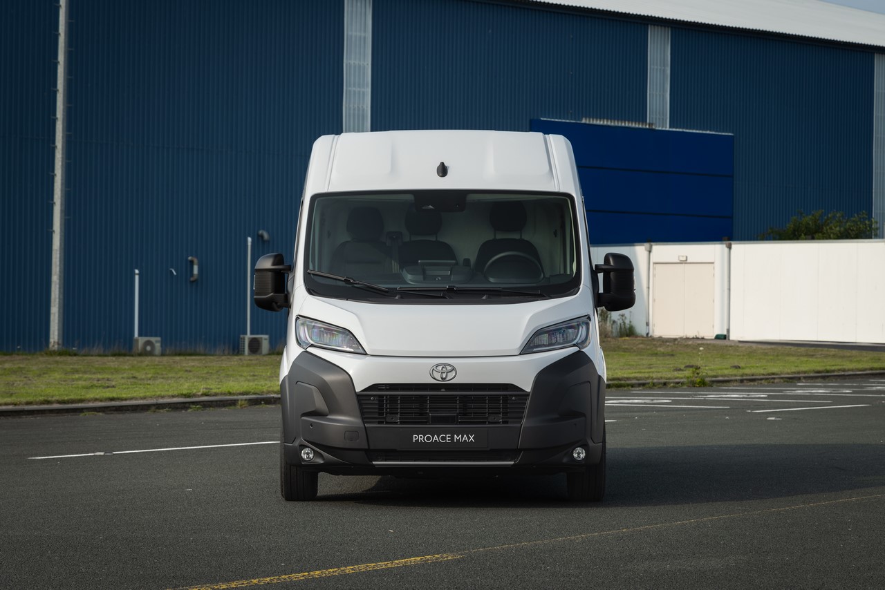 Toyota przenosi do Gliwic produkcję modelu PROACE MAX w najpopularniejszych na polskim rynku wersjach