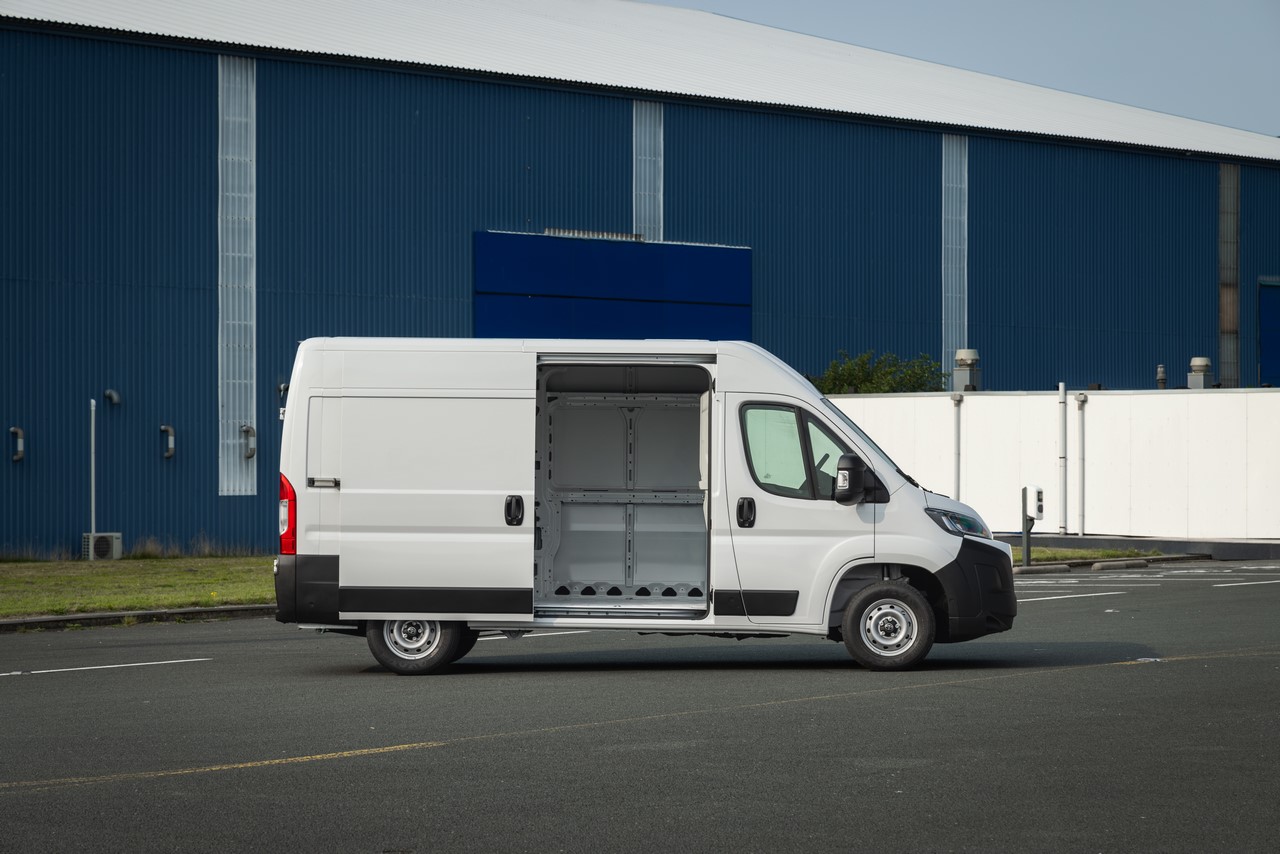 Toyota przenosi do Gliwic produkcję modelu PROACE MAX w najpopularniejszych na polskim rynku wersjach