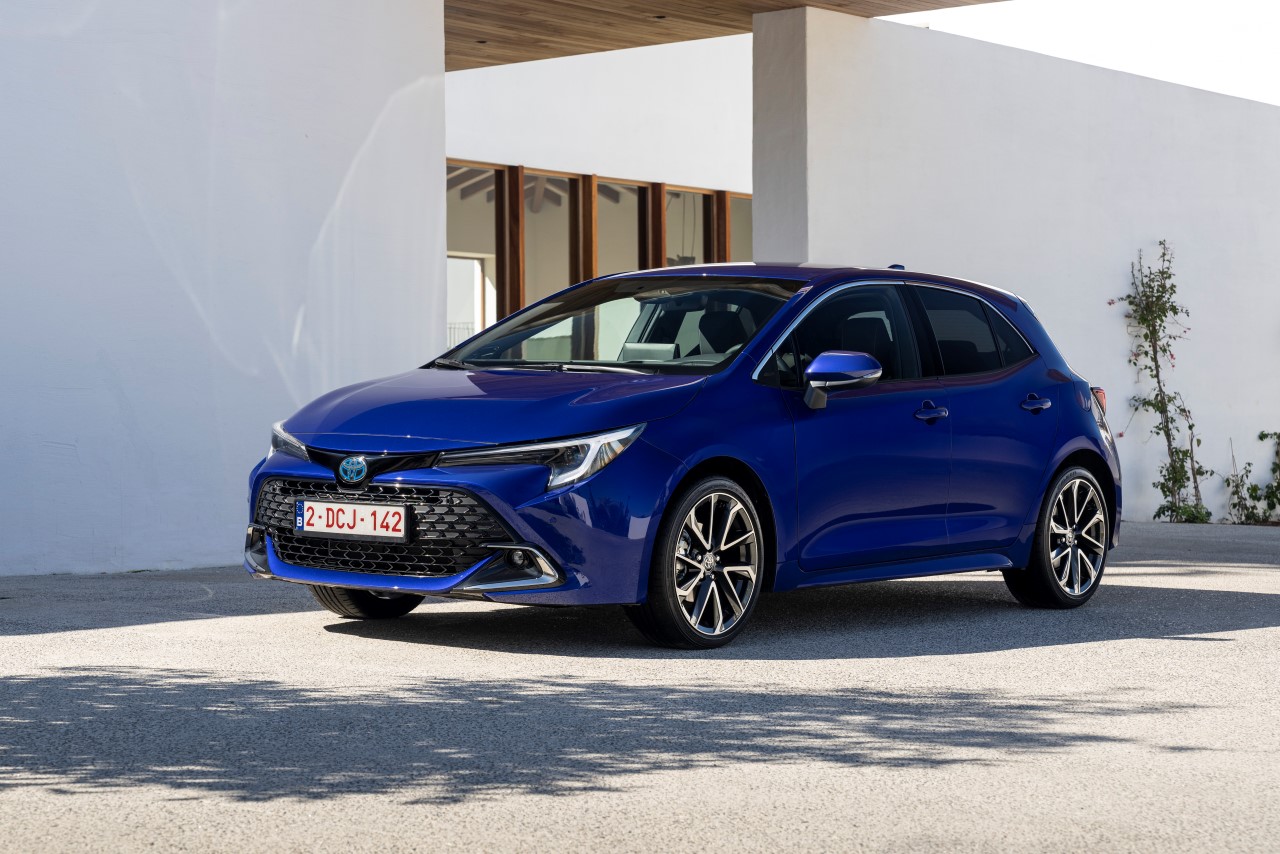 Hybrydowy bestseller w niższych cenach. Toyota Corolla Hatchback i TS Kombi z rabatem do 8500 zł