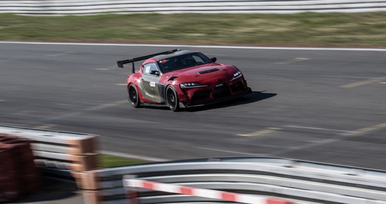 TOYOTA GR CUP 2026 na Torze Poznań. Wyniki i pierwsi finaliści