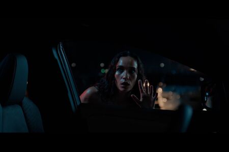 Elektryczna Toyota C-HR+ na ulicach Gdańska i Warszawy w najnowszym europejskim spocie reklamowym 