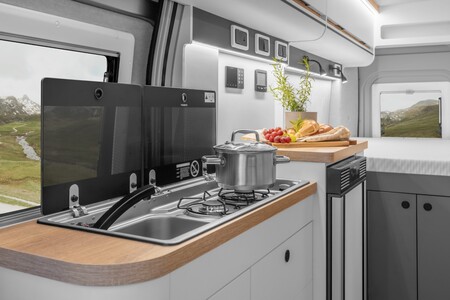 Przedpremierowy pokaz Toyoty PROACE MAX Tanuki na Camper Caravan Show