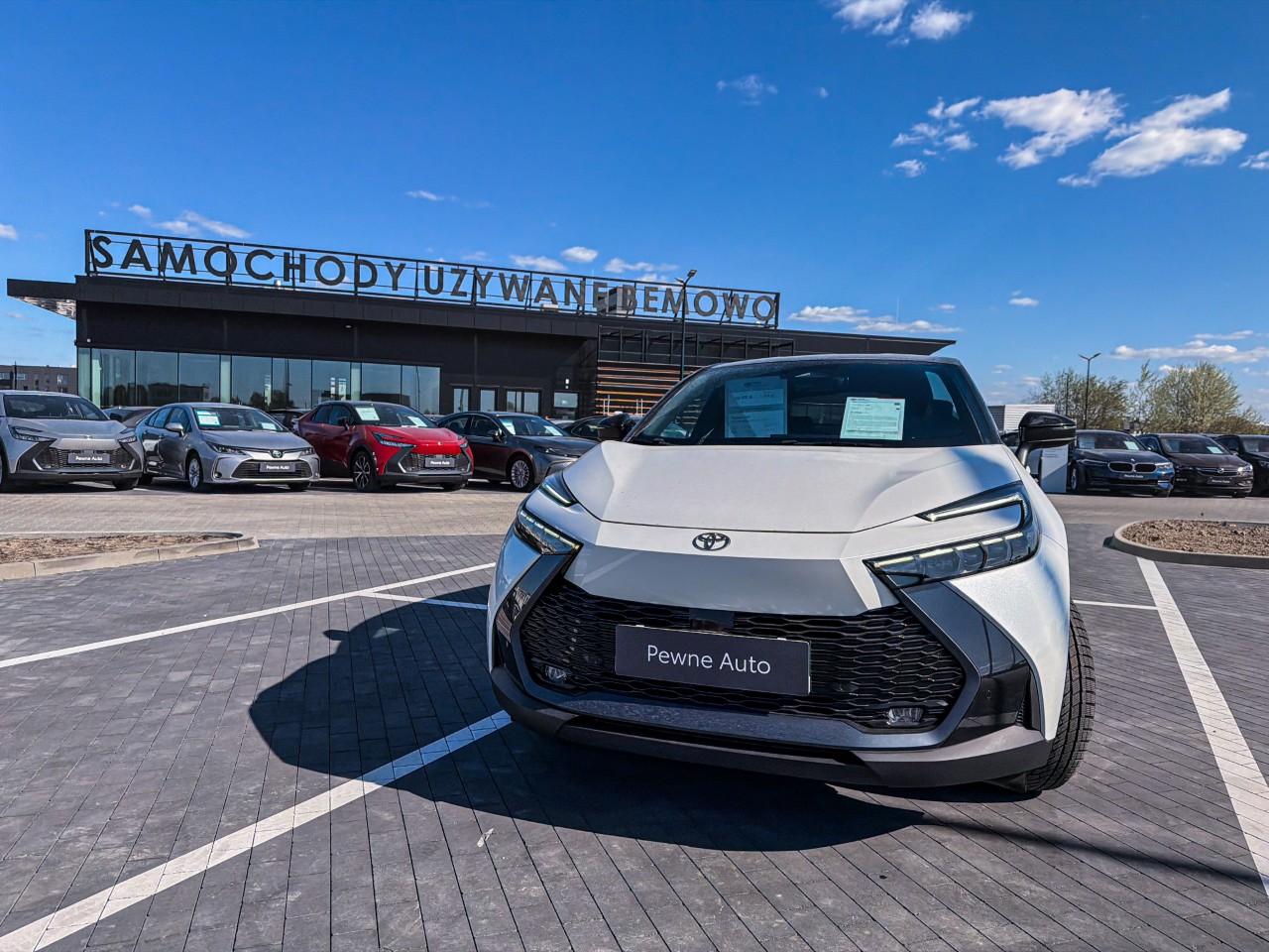 Toyota powiększa sieć sprzedaży samochodów używanych z gwarancją Pewne Auto. Sprawdzone hybrydy z drugiej ręki i pewne pochodzenie