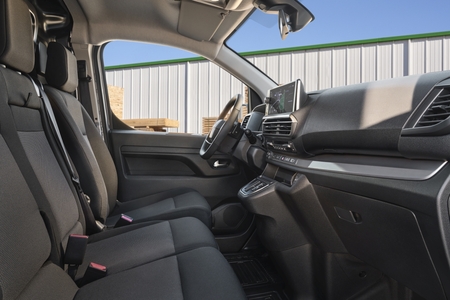 Najmocniejsze Toyoty PROACE z automatyczną skrzynią biegów z dodatkowym rabatem i krótkim czasem oczekiwania