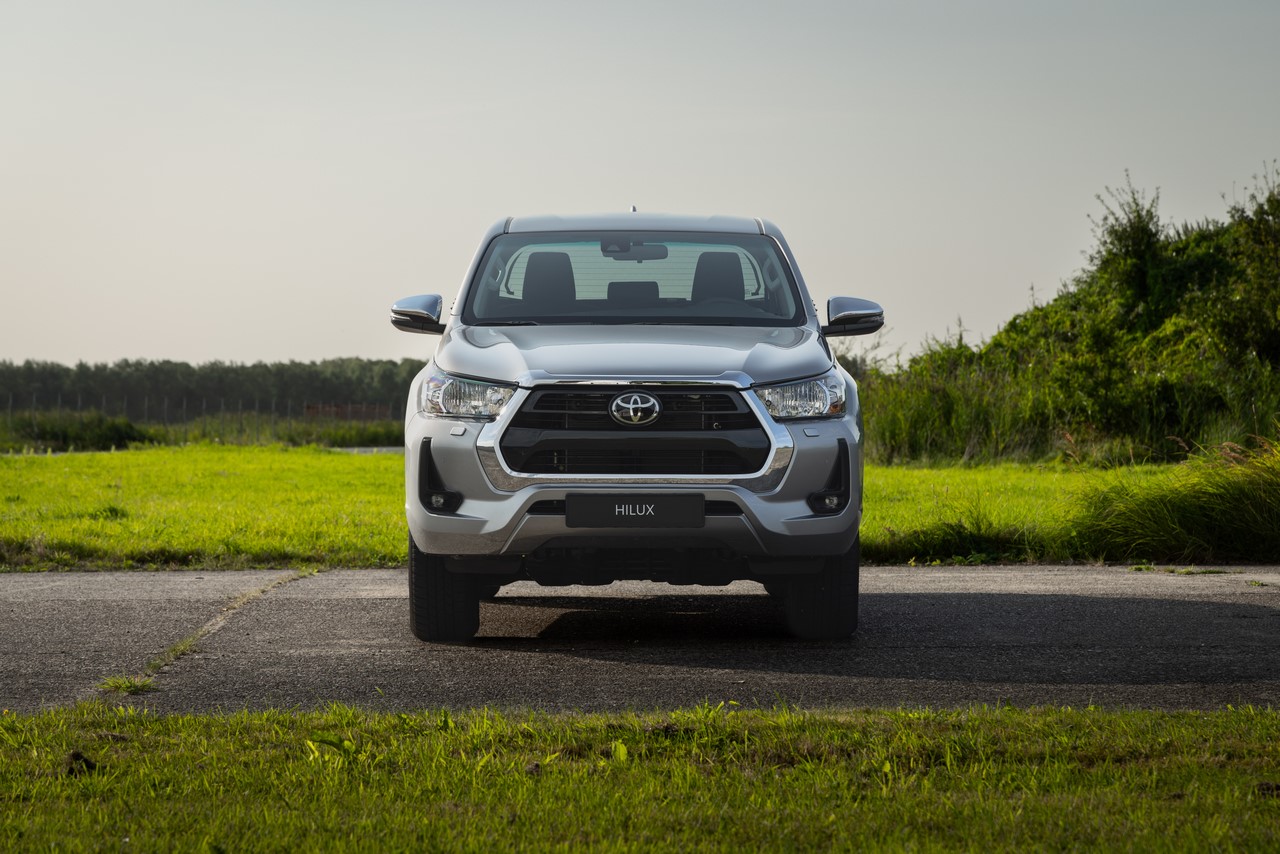 Toyota Professional z silną pozycją na polskim rynku aut użytkowych. Dwa modele w Top10 i dominacja w kategorii elektrycznych vanów