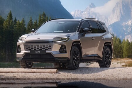 Dni Otwarte nowej Toyoty RAV4. Dynamiczne hybrydy, innowacyjne technologie i nowoczesny design