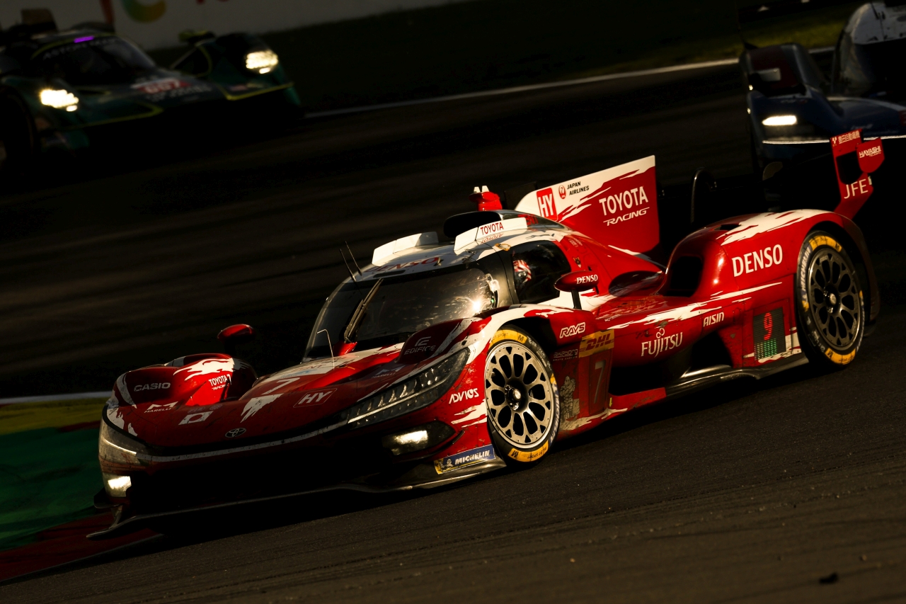 TOYOTA RACING zdobywa cenne punkty na Spa-Francorchamps. TR010 HYBRID gotowe na Le Mans