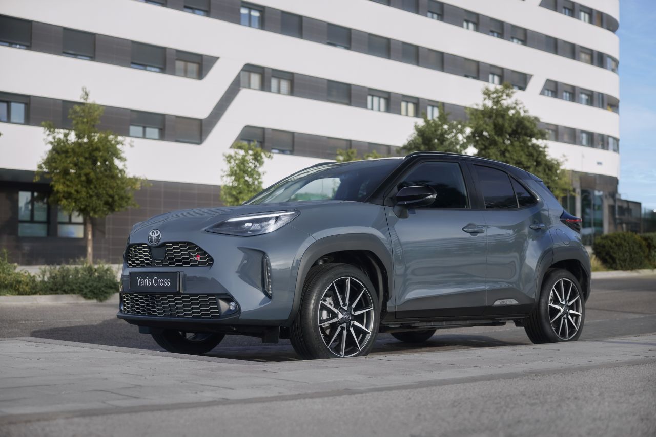 Miejskie bestsellery Toyoty dostępne w ofercie specjalnej. Promocyjny Kredyt jednoratowy 50/50 i Leasing 104,8%