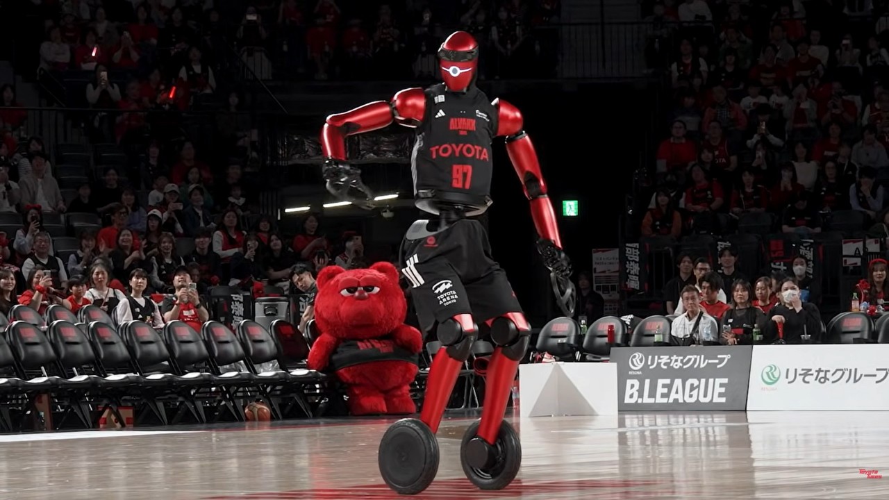 Robot Toyoty w nowej odsłonie. CUE7 wykorzystuje technologie rozwijane dla samochodów