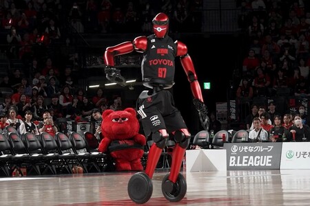 Robot Toyoty w nowej odsłonie. CUE7 wykorzystuje technologie rozwijane dla samochodów